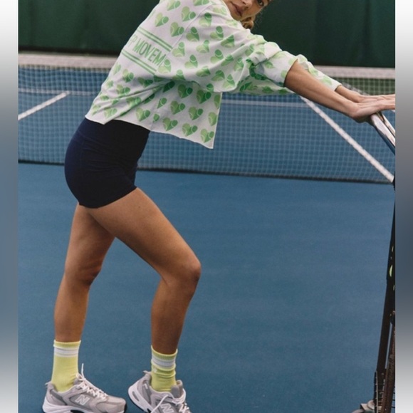 Free People FP Movement Inspire Layer Love Of The Game Court Logo Tee Sz XS NWT - Picture 3 of 8